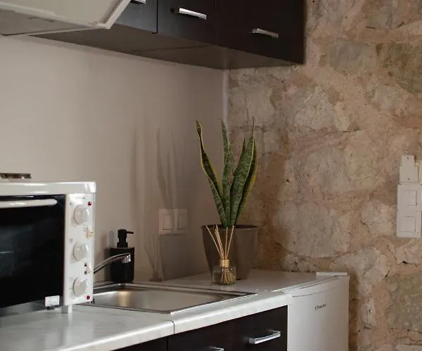 Noemie Guest house 3*